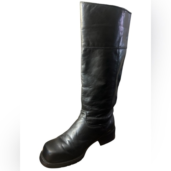 ARTICA side 7 moto square toed lightly lined winter boots in excellent condition - Picture 3 of 15